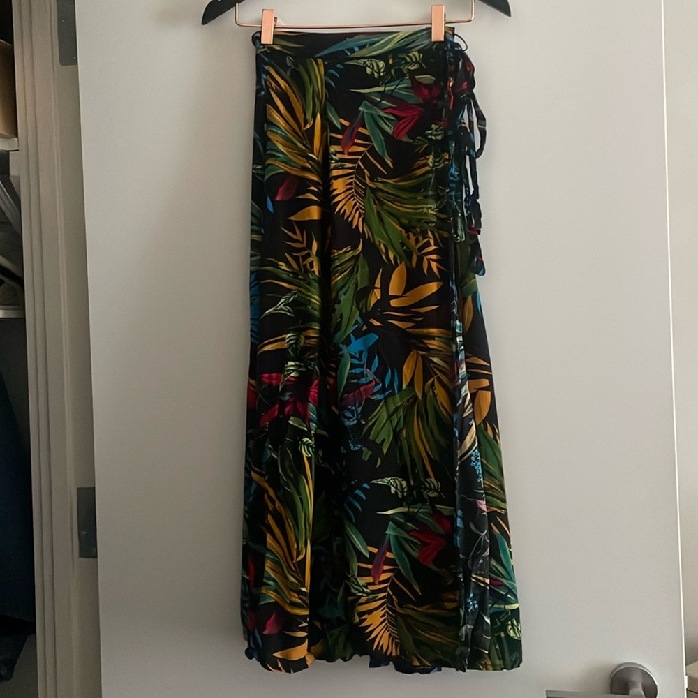 Free People Floral Wrap maxi skirt size XS